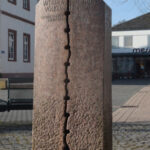 Gedenkstein am Schlossplatz, errichtet 1988